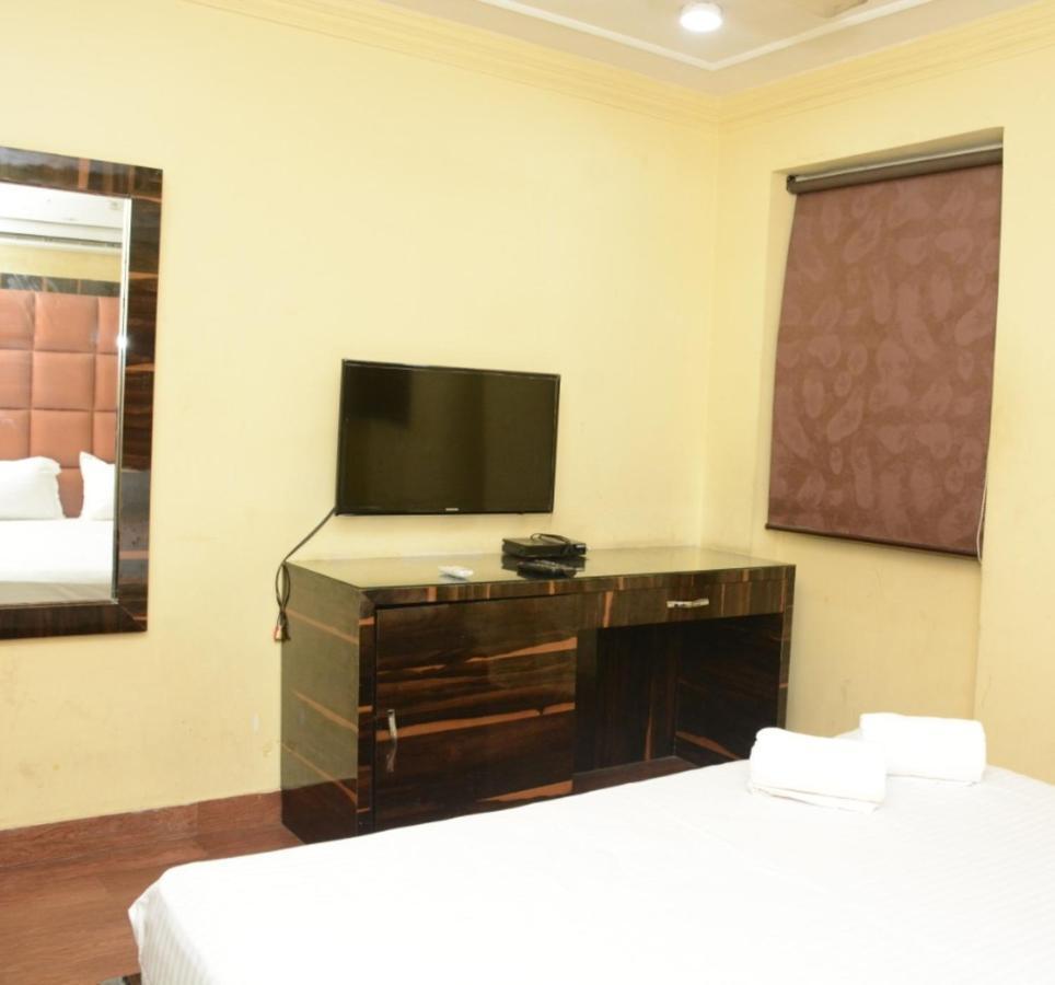 Plaza By Wb Inn, Kolkata Exterior photo